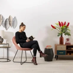 Baroni Home Poltrona Imbottita Circolare In Velluto Con Gambe In Ferro Dorato. Poltrona Da Ufficio O Da Pranzo Super Confortevole E Seduta Ergonomica 71x59x84 Cm - Rosa Cipria, Gambe Nere -Negozio al dettaglio VIDAXL || HOMCOM || Songmics 32913966 5